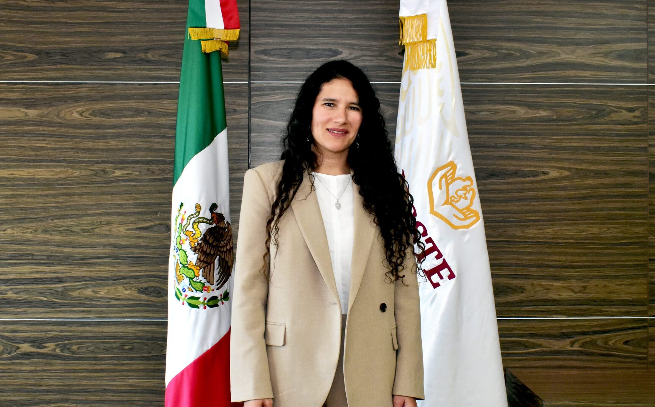 Bertha Alcalde Designada Nueva Directora del ISSSTE